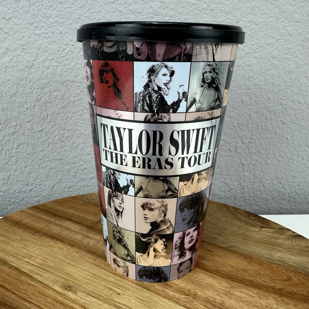 TAYLOR‎ SWIFT 